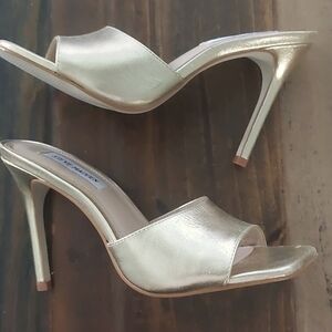 Steve Madden heels. 7.5
